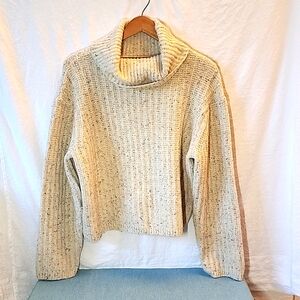 Knit turtle neck sweater